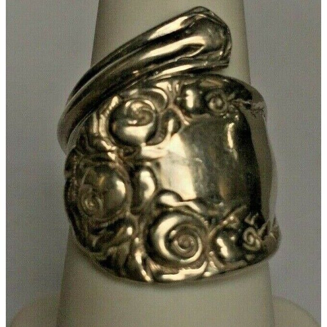 WALLACE STERLING SILVER "ROSE" FINGER RING. SIZE 6-6.5 SKY