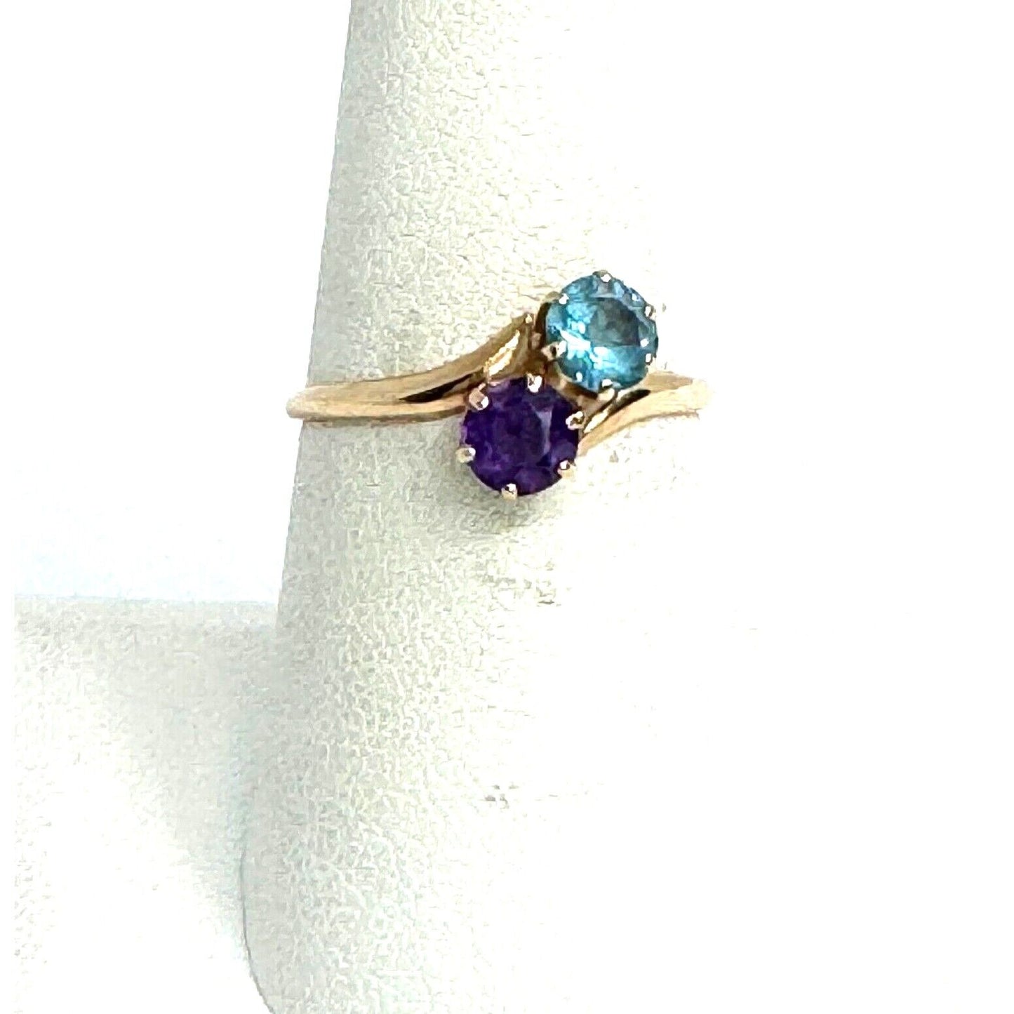 YELLOW GOLD TOPAZ AND AMETHYST RING SIZE 7.75 SKY