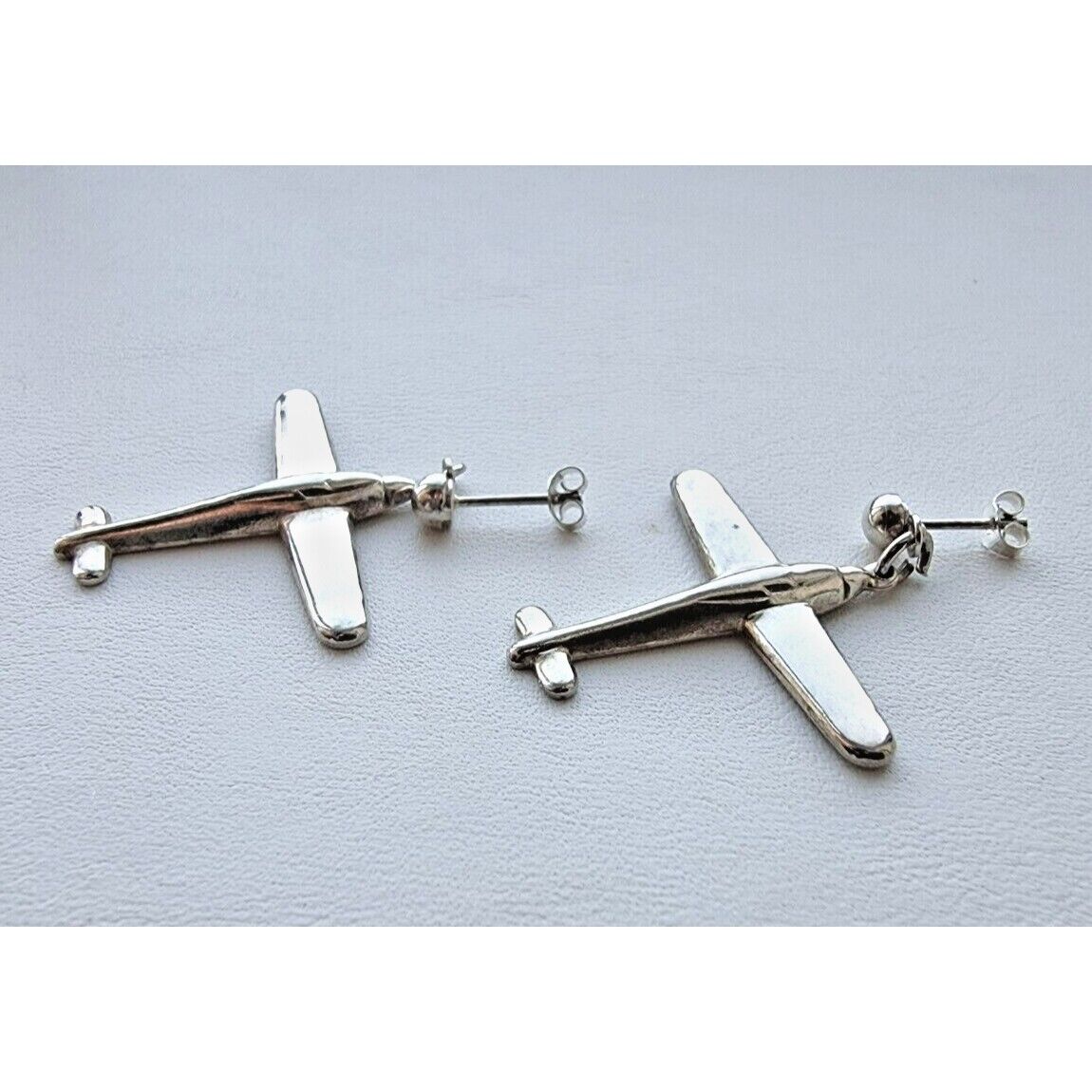 VINTAGE 925 STERLING SILVER AIRPLANE DESIGN EARRINGS AT