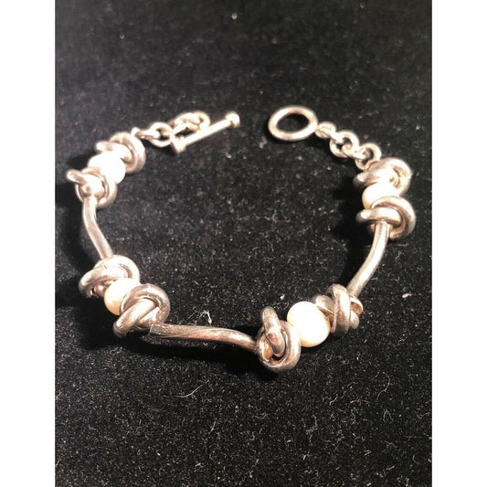 STERLING SILVER & PEARLS BRACELET. SKY