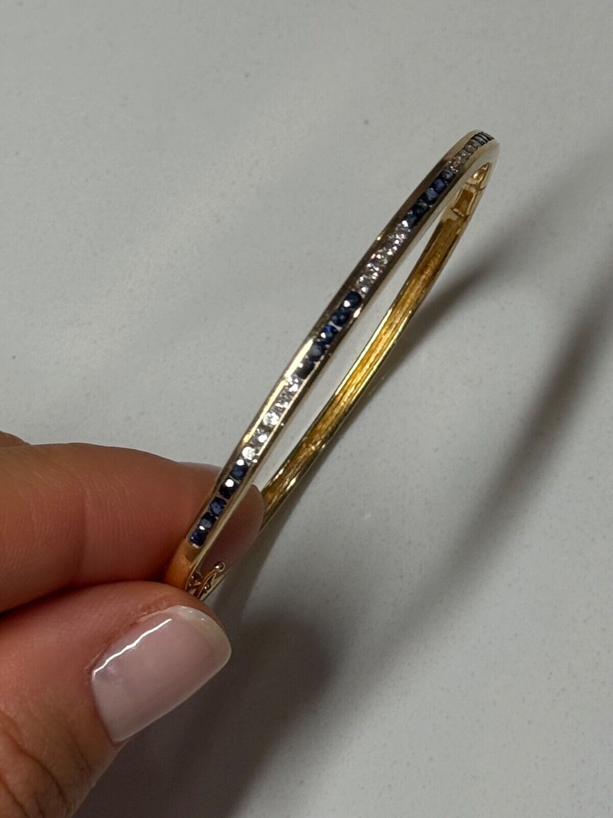 14K YELLOW GOLD BRACELET BLUE & WHITE SAPPHIRE