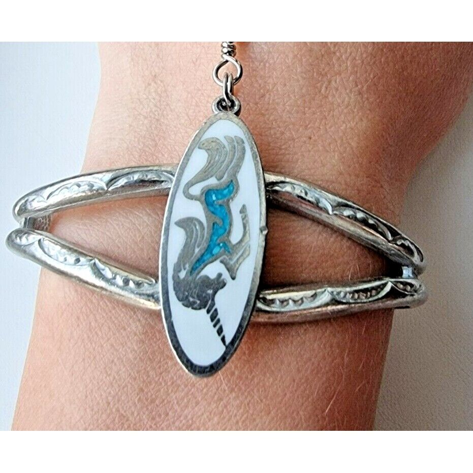 925 STERLING SILVER TURQUOISE AND ABALONE UNICORN CUFF BRACELET CHAINED RING AT