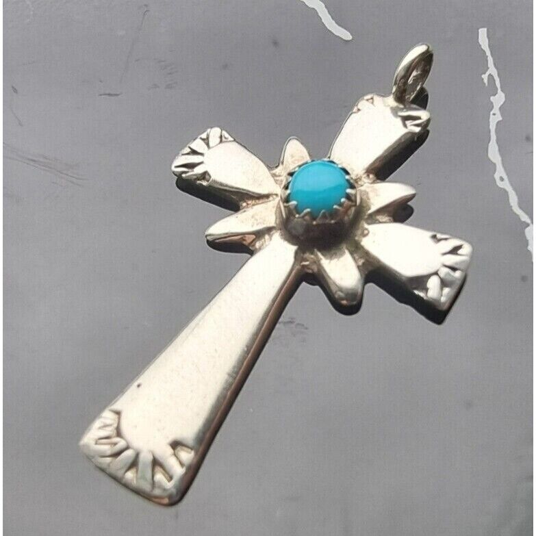 925 STERLING SILVER NATIVE AMERICAN TURQUOISE CROSS PENDANT AT