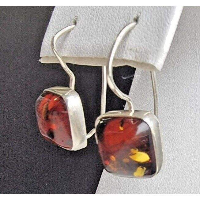 LORI BONN VINTAGE 925 STERLING SILVER NATURAL BALITC 12x12 mm. AMBER EARRINGS AT