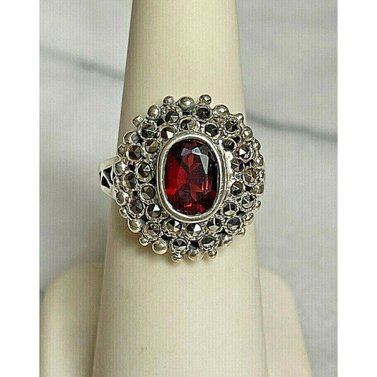 925 STERLING SILVER GARNET & MARCASITES RING SIZE 6 SKY