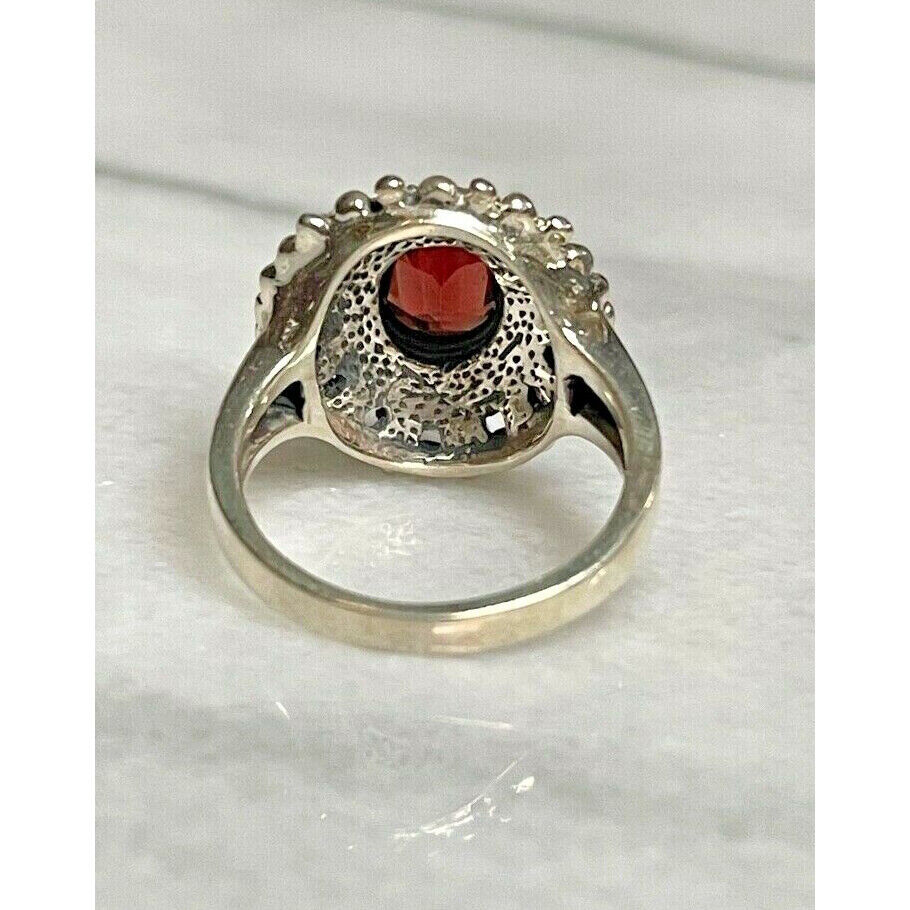 925 STERLING SILVER GARNET & MARCASITES RING SIZE 6 SKY