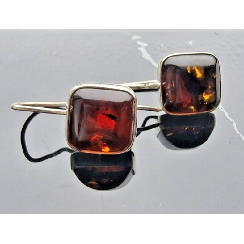 LORI BONN VINTAGE 925 STERLING SILVER NATURAL BALITC 12x12 mm. AMBER EARRINGS AT