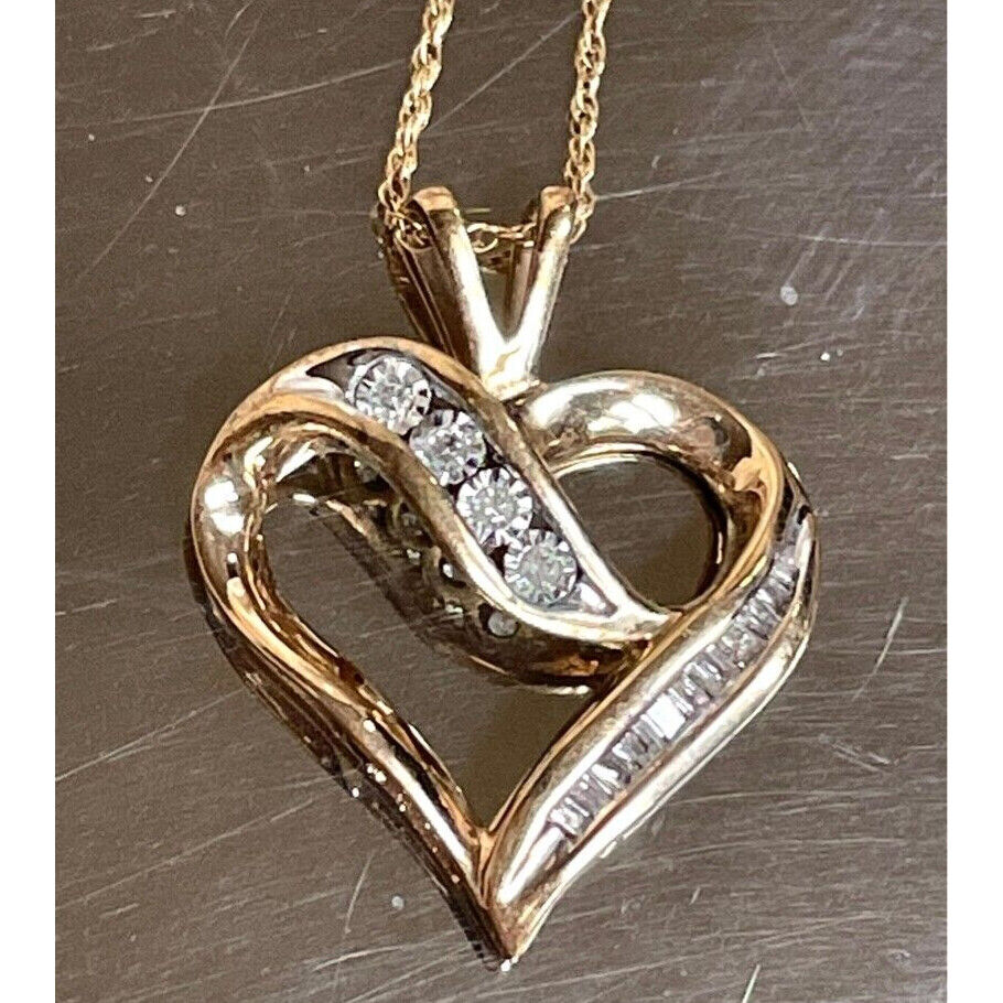 YELLOW GOLD DIAMOND & COLORLESS SAPPHIRE HEART PENDANT NECKLACE SKY