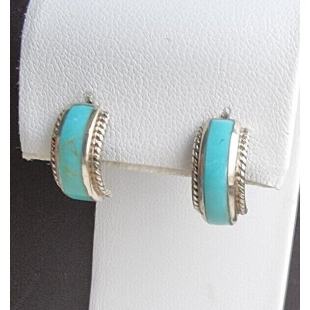 VINTAGE 925 STERLING SILVER NATURAL TURQUOISE STUD EARRINGS AT