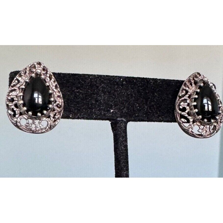 ORNATE 925 STERLING SILVER AND ONYX EARRINGS SKY