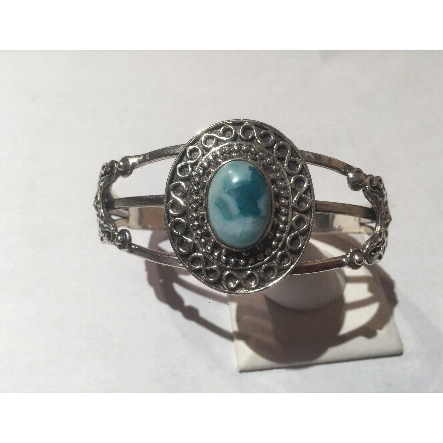 BEAUTIFUL ORNATE STERLING SILVER & AGATE CUFF BRACELET SKY