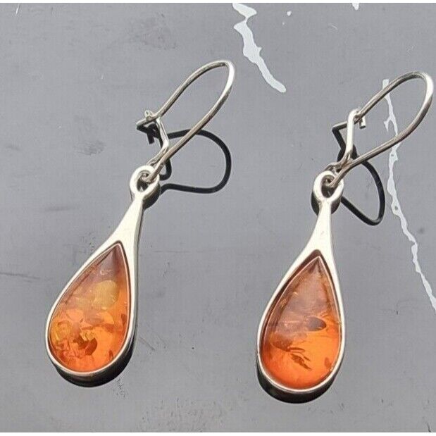 VINTAGE 925 STERLING SILVER NATURAL BALTIC 15x8 mm. AMBER TEARDROP EARRINGS AT