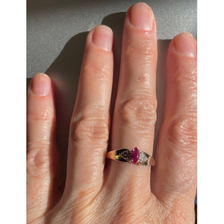 YELLOW GOLD  RUBY & DIAMOND RING SIZE 7 SKY