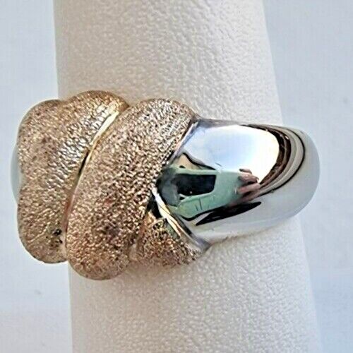 925 STERLING SILVER TWO TONE HAMMER FINISHED RING SIZE 7 AT