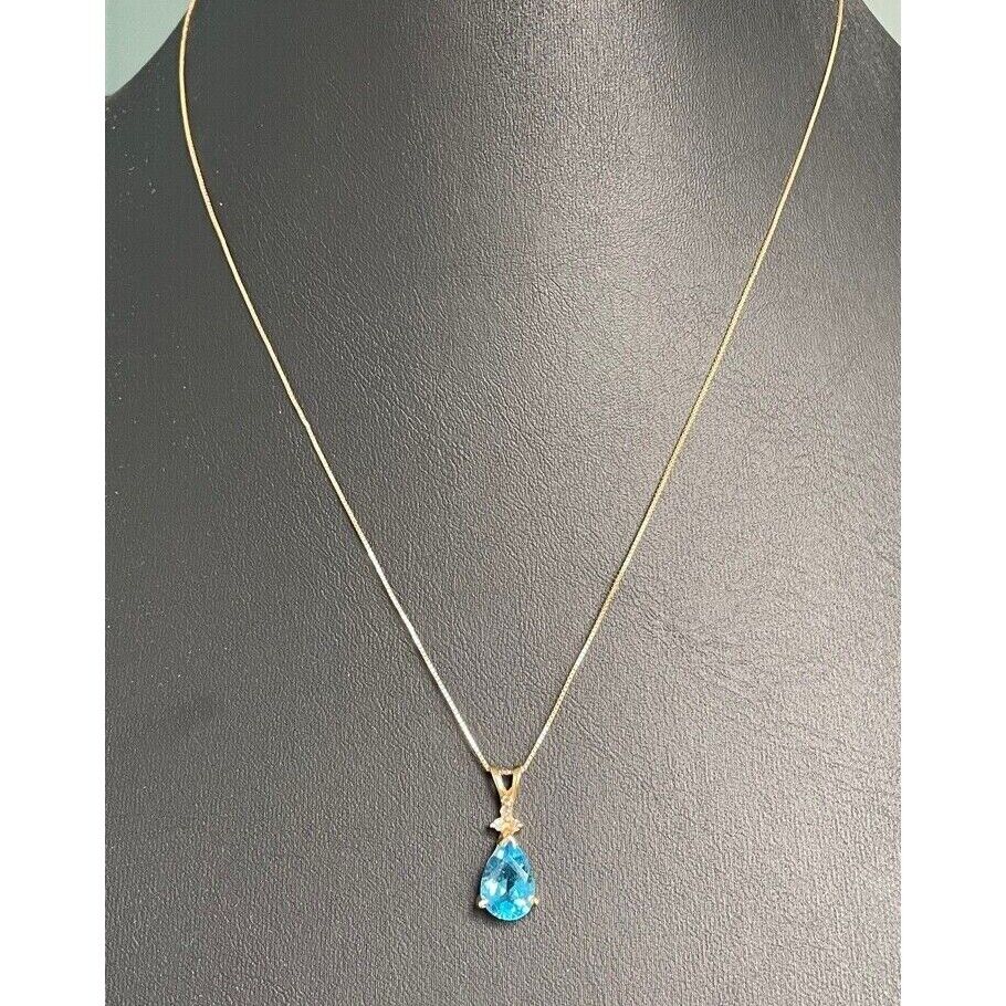 14K YELLOW GOLD  TOPAZ & DIAMOND PENDANT NECKLACE SKY