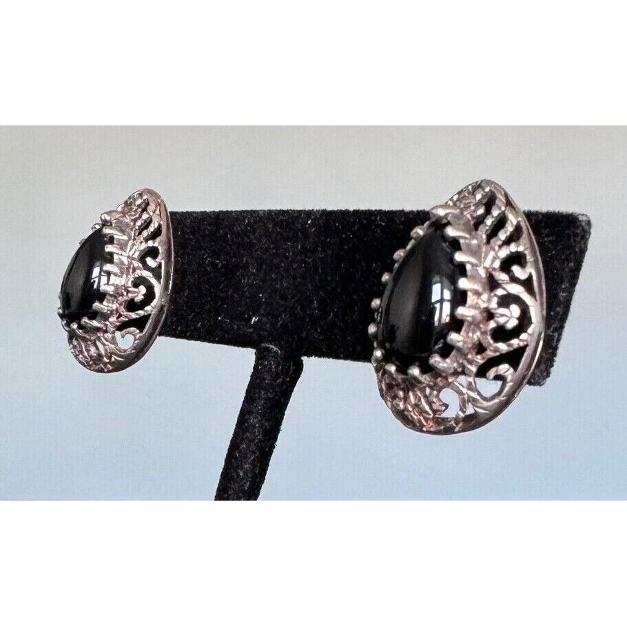 ORNATE 925 STERLING SILVER AND ONYX EARRINGS SKY