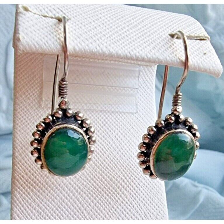 SOUTHWEST STYLE 925 STERLING SILVER  OVAL 11x8 mm. GREEN JADE EARRINGS AT