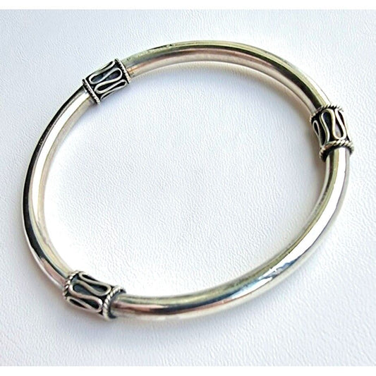 925 STERLING SILVER BANGLE BRACELET, TREASURES BY GULF AT