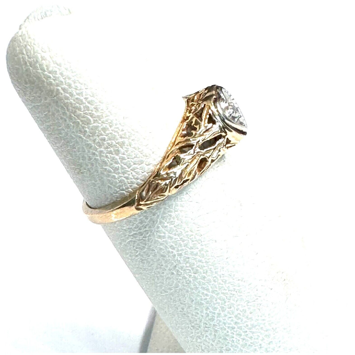 YELLOW GOLD AND DIAMOND PIESR SHANK HEART RING SIZE 3.75 SKY