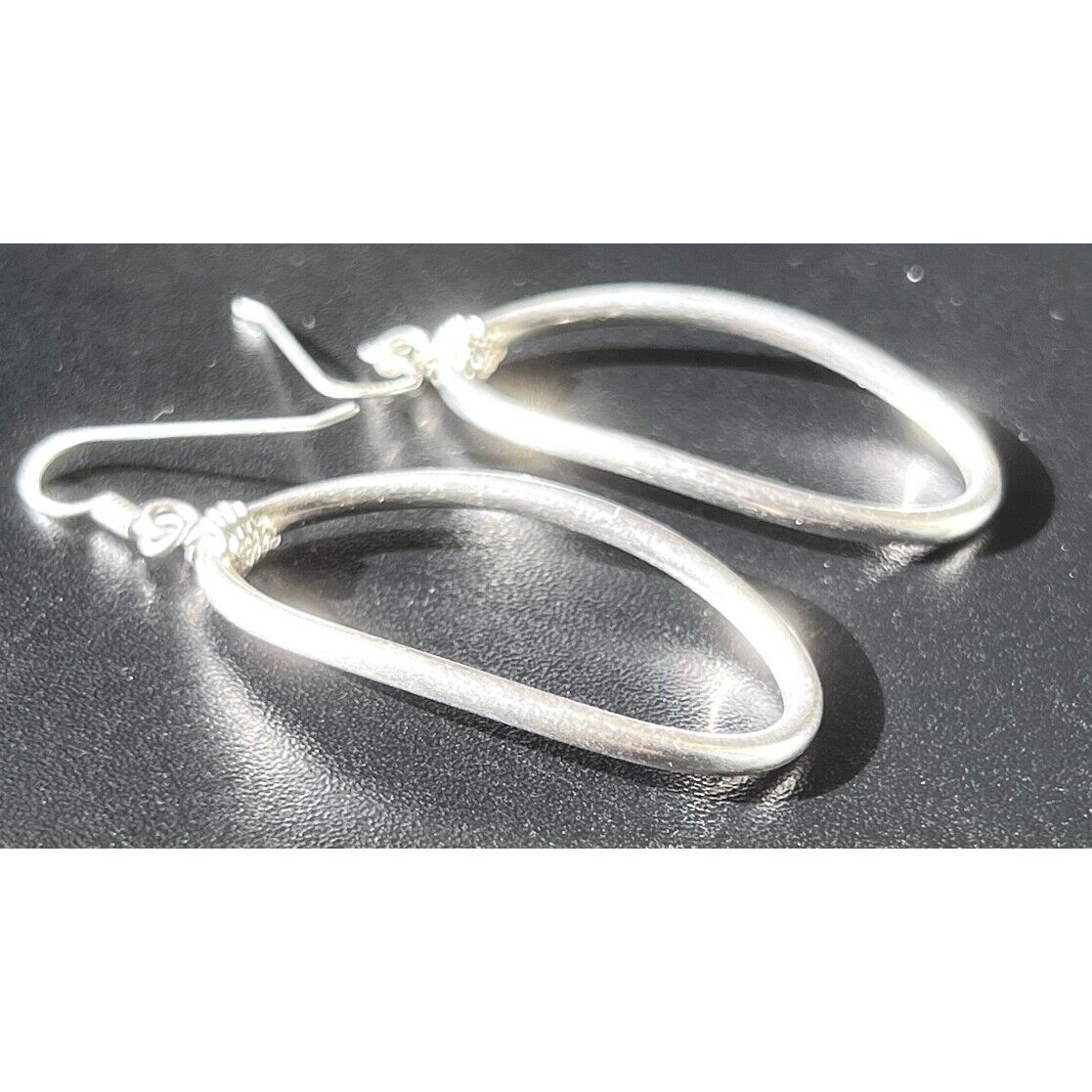 MILOR ITALY 925 STERLING SILVER CARVED OVAL HOOPS EARRINGS SKY