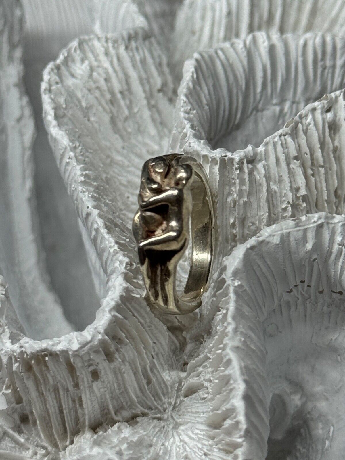 925 STERLING SILVER KAMASUTRA RING SIZE 6