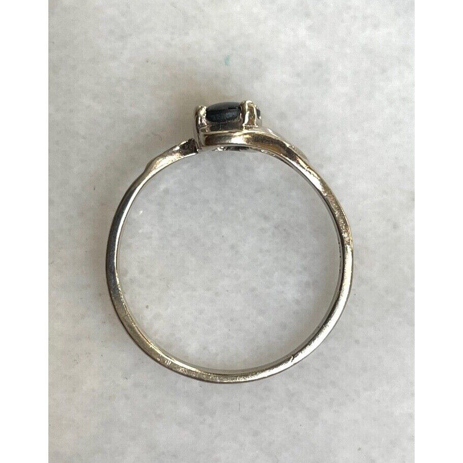 WHITE GOLD & BLACK SAPPHIRE RING SIZE 6.75 SKY