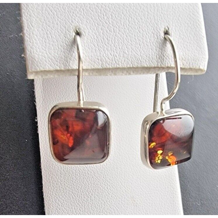 LORI BONN VINTAGE 925 STERLING SILVER NATURAL BALITC 12x12 mm. AMBER EARRINGS AT