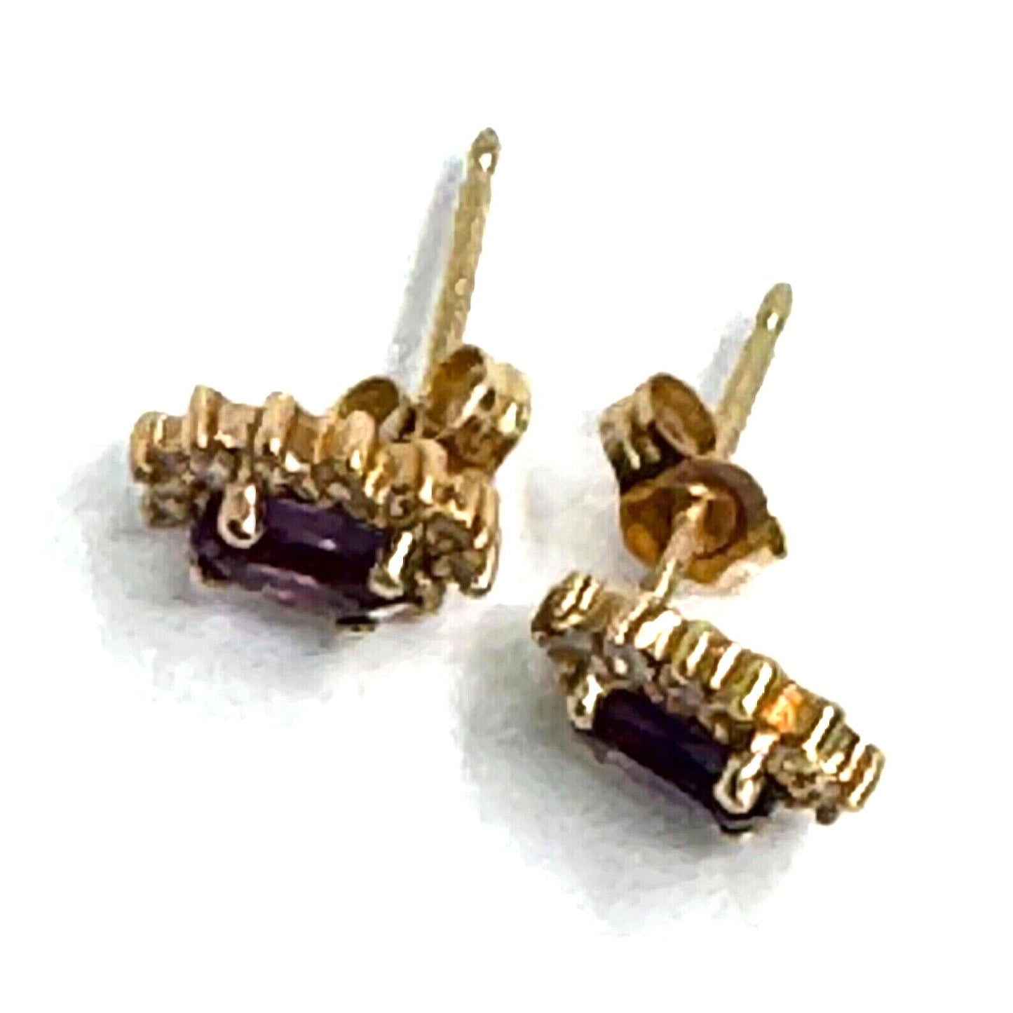 T & C 14K YELLOW GOLD AMETHYST AND DIAMOND STUD EARRINGS SKY