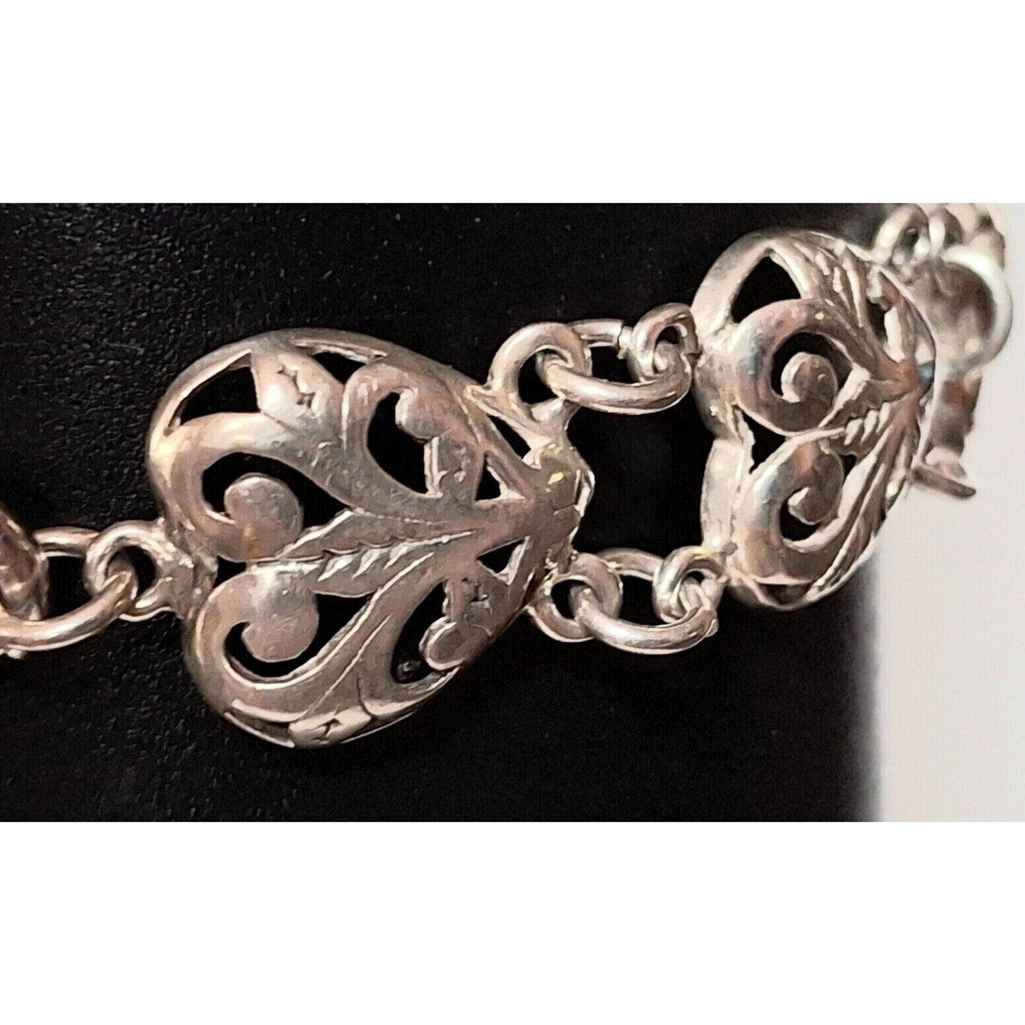 925 STERLING SILVER PIERCED  HEARTS CHAIN BRACELET SKY