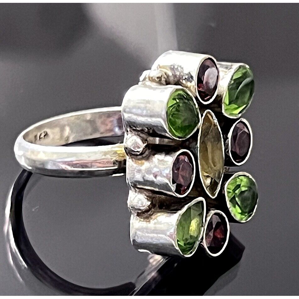 925 STERLING SILVER MULTICOLORED CZ'S RING SIZE 8.5 SKY