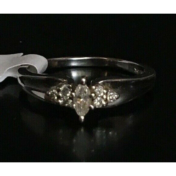 WHITE GOLD 0.25 CT DIAMOND ENGAGEMENT RING SIZE 7.5 SKY