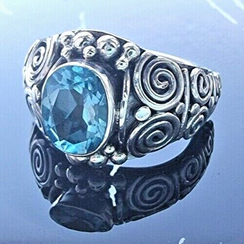 925 STERLING SILVER OVAL BLUE TOPAZ RING SIZE 7 AT