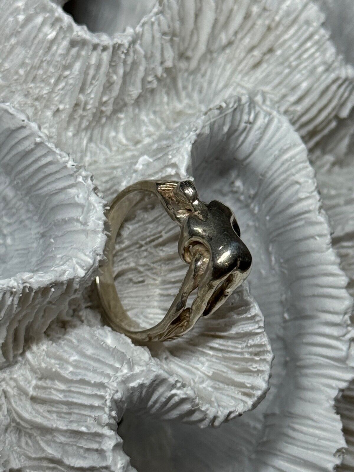 925 STERLING SILVER KAMASUTRA RING SIZE 7