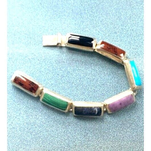 HEAVY 925 STERLING SILVER AND ASSORTED GEMS BRACELET SKY