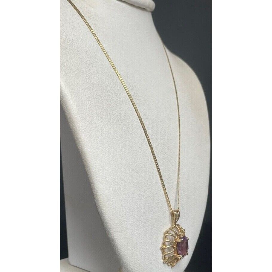 YELLOW GOLD  AND AMETHYST PENDANT NECKLACE SKY