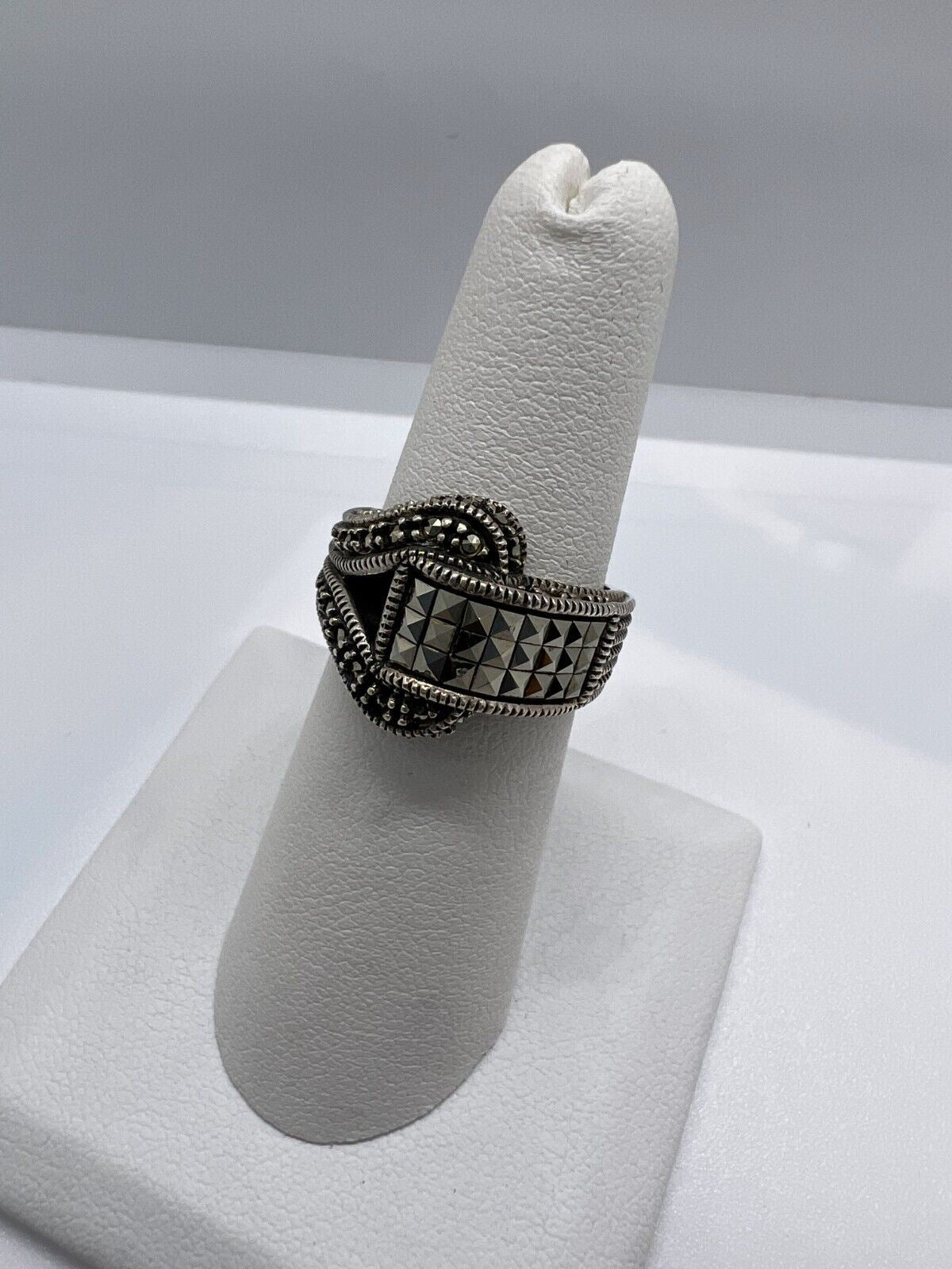 925 STERLING SILVER MARCASITE RING SIZE 5.5