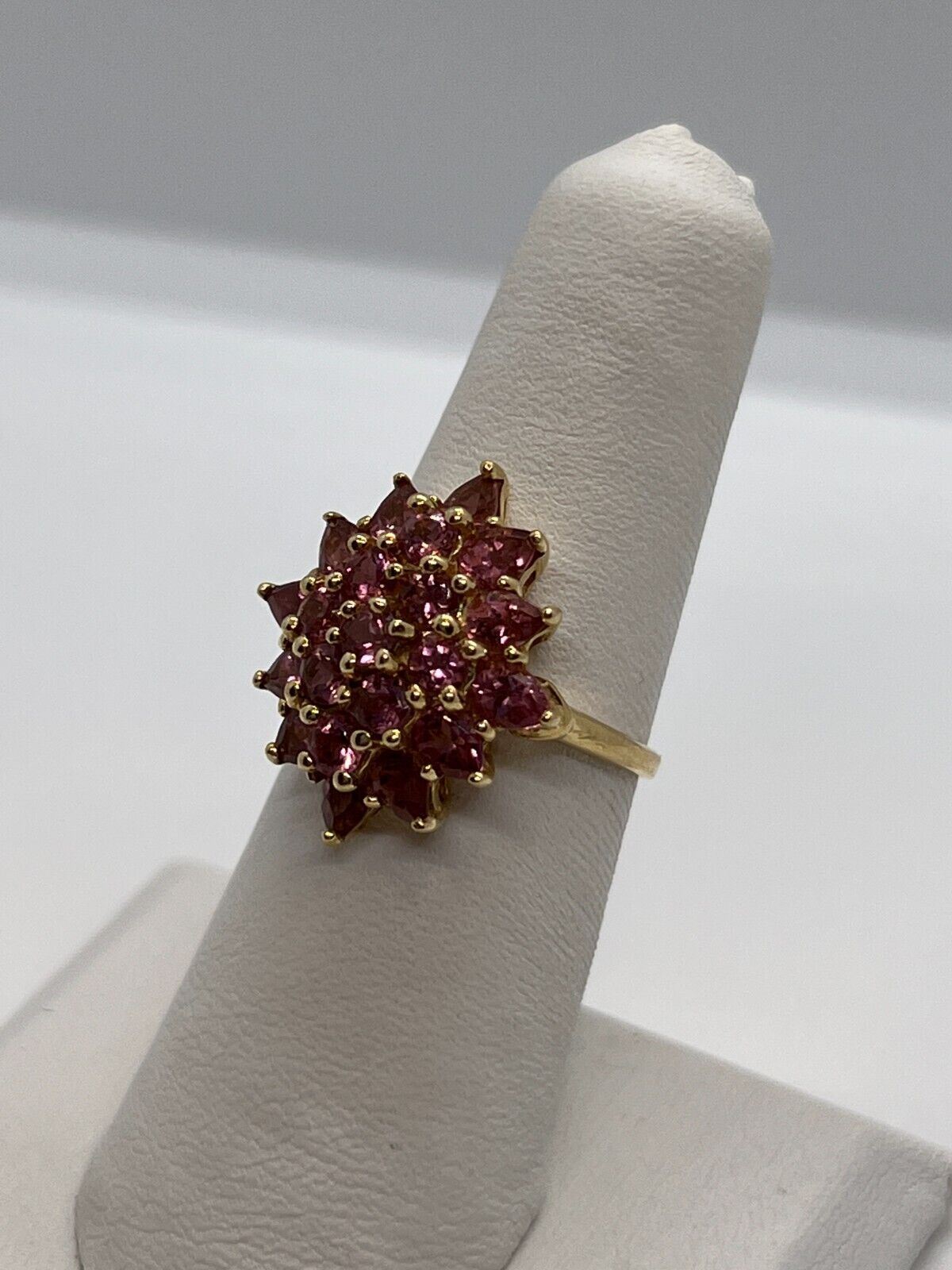 14K YELLOW GOLD & PINK SPINEL FLOWER RING  SIZE 5.5