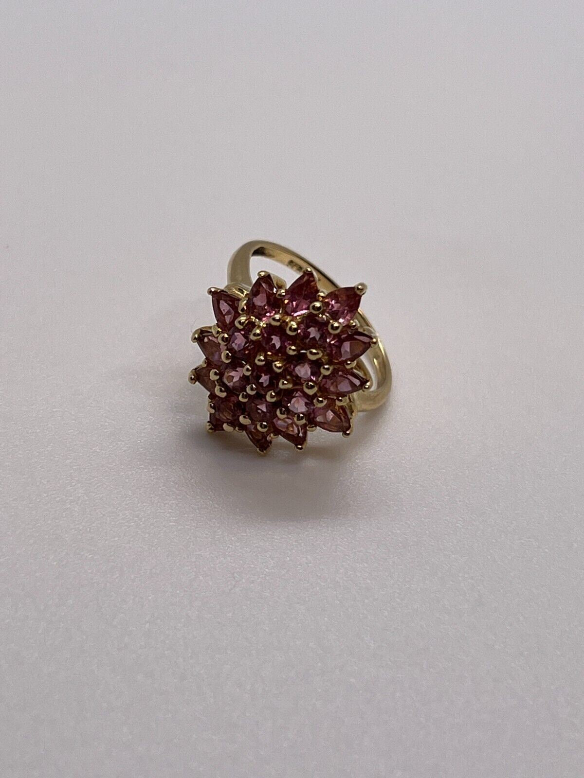 14K YELLOW GOLD & PINK SPINEL FLOWER RING  SIZE 5.5