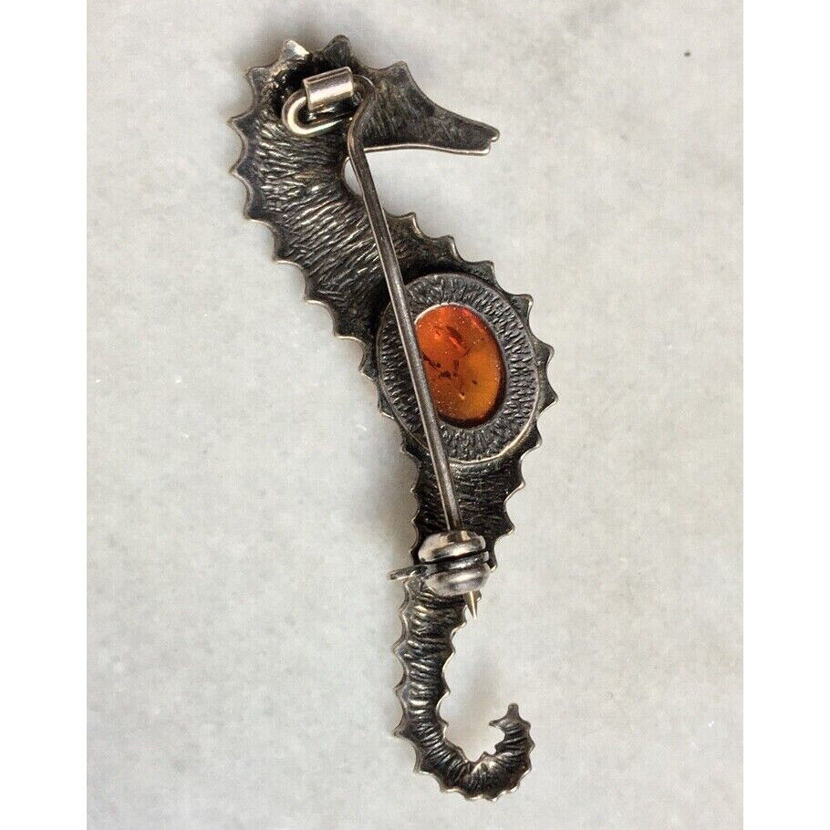 925 STERLING SILVER & AMBER SEAHORSE BROOCH SKY