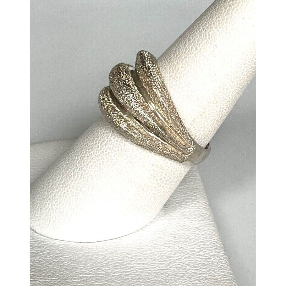 925 STERLING SILVER BRIGHT CUT 3-SECTIONAL BAND RING SIZE 7.75 SKY