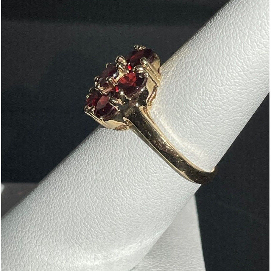 14K YELLOW GOLD ALMANDINE GARNET RING SIZE 7.25 SKY