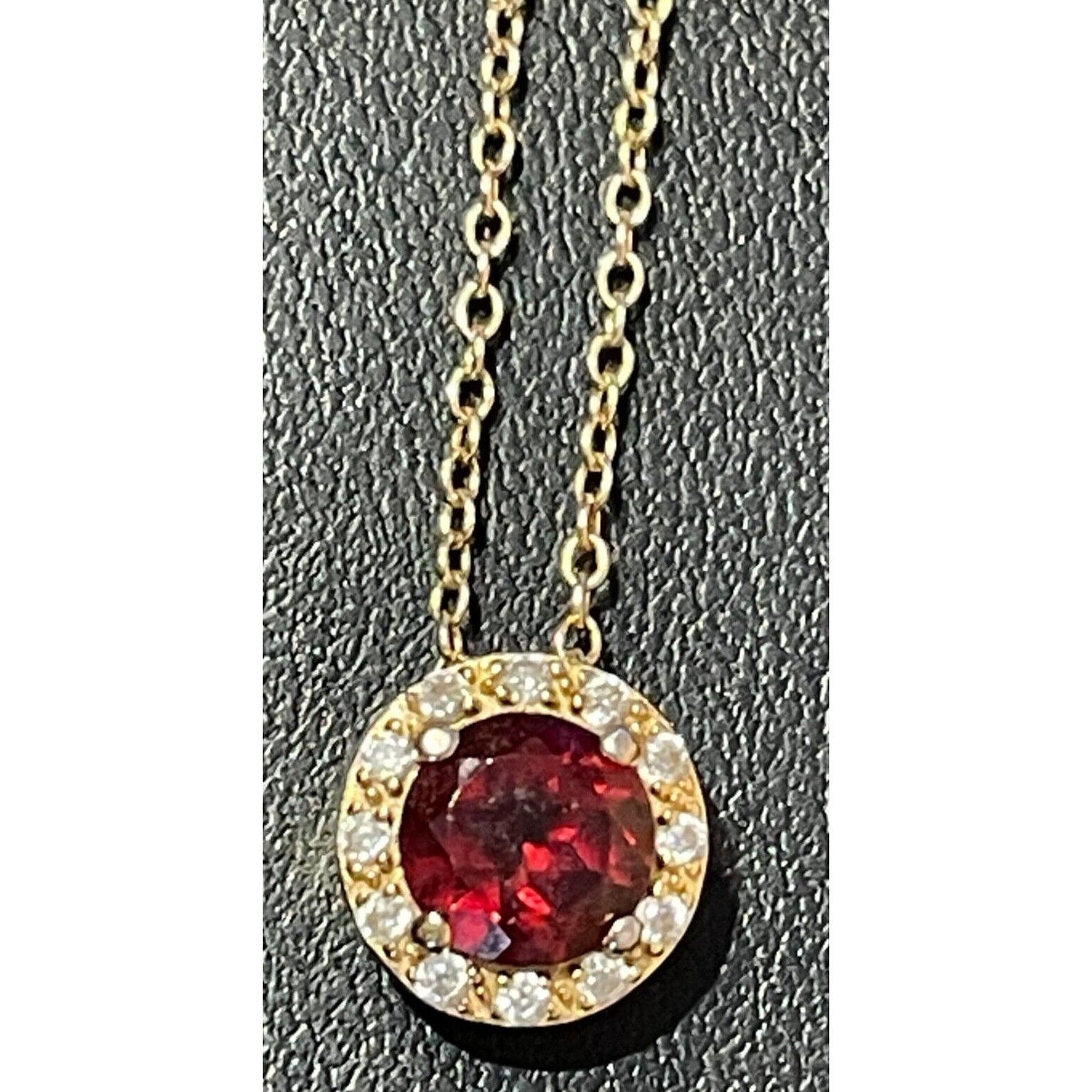 ELEGANT 925 STERLING SILVER VERMEIL GARNET AND GOSHENITE PENDANT NECKLACE SKY