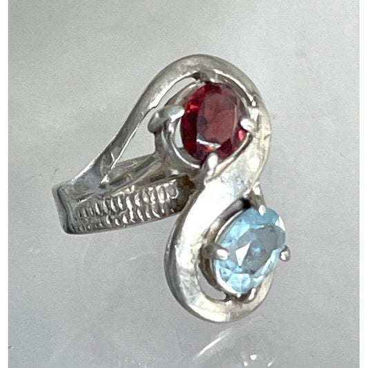 925 STERLING SILVER TOPAZ AND GARNET RING SIZE 5.5 SKY