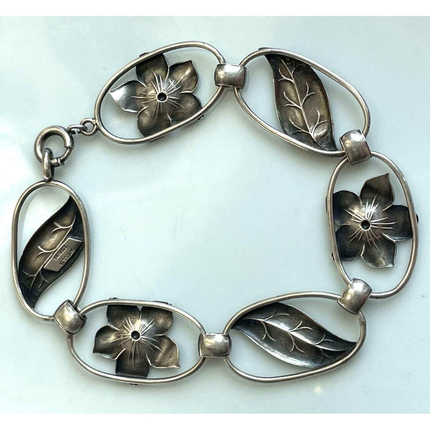 MODERNIST WELLS 925 STERLING SILVER FLORAL BRACELET SKY