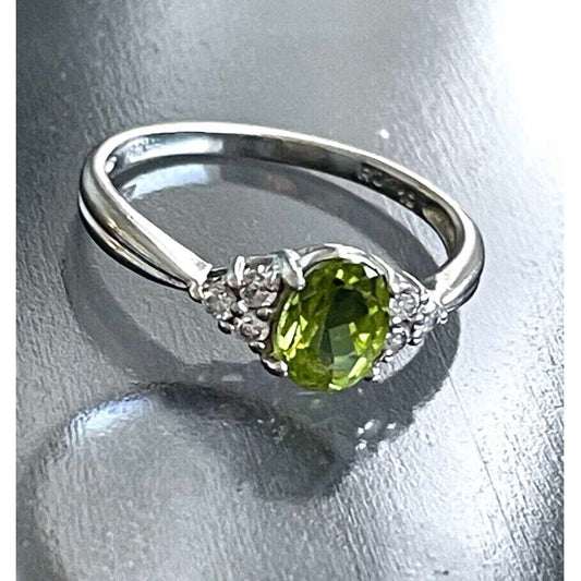 925 STERLING SILVER PERIDOT & COLORLES GEMS RING SIZE 10.25 SKY