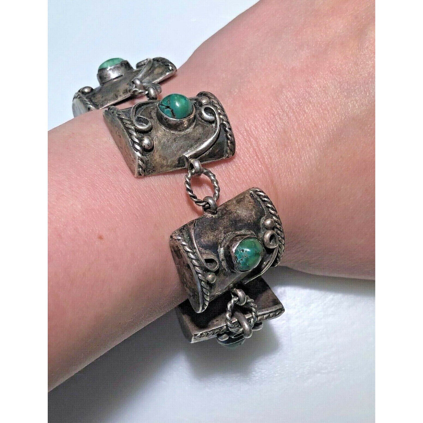 MODERNIST HAND MADE STERLING SILVER & TURQUOISE BRACELET SKY