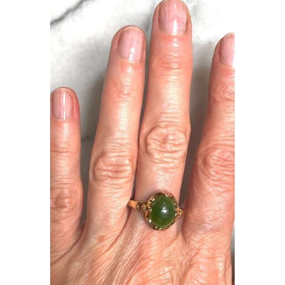 YELLOW GOLD AND NEPHRITE (GREEN JADE) RING SIZE 9 SKY