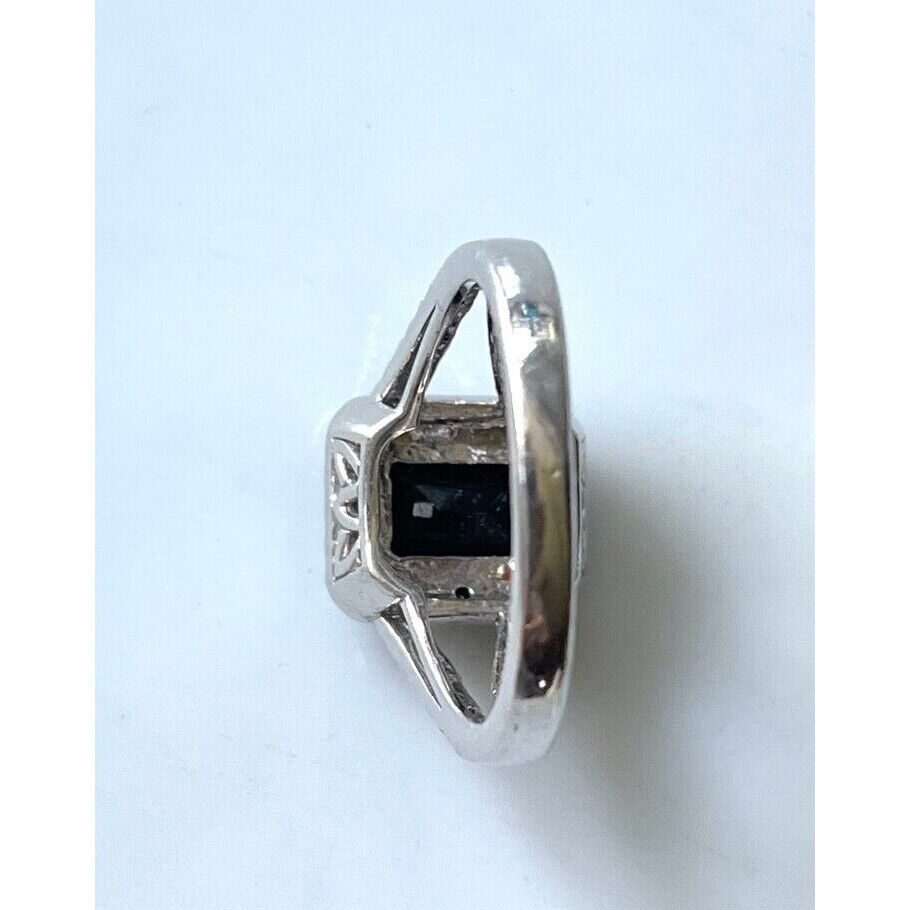 925 STERLING SILVER AND BLACK TOURMALINE RING SIZE 7 SKY