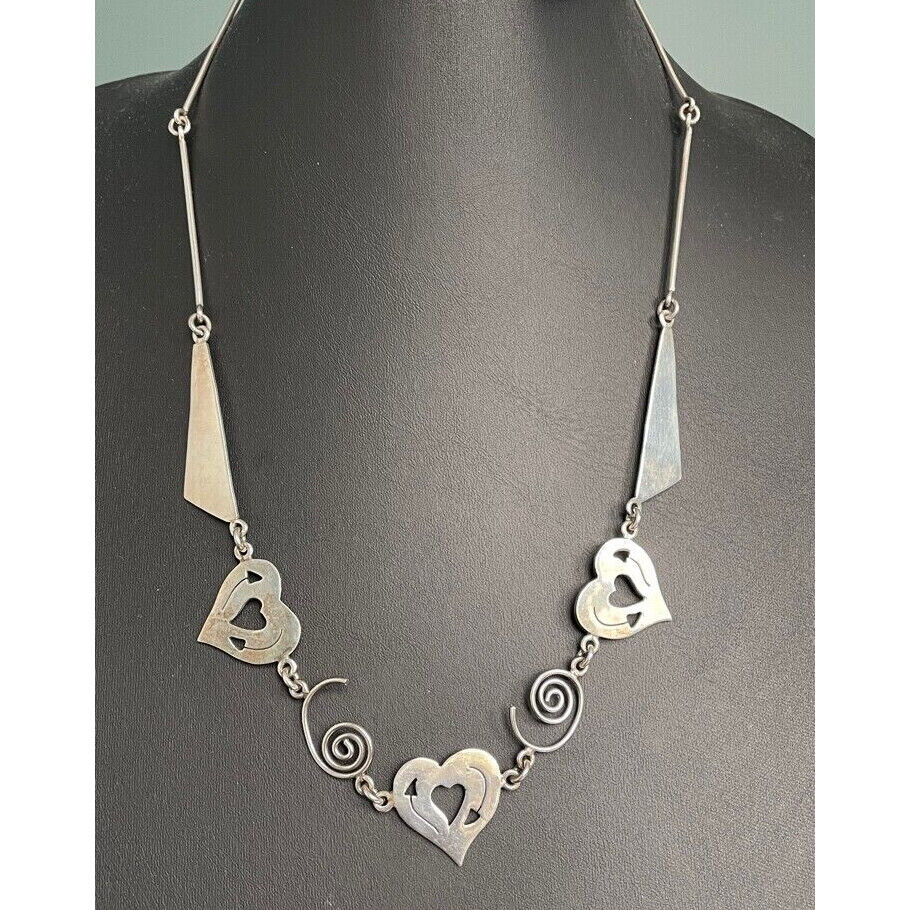 VINTAGE TAXCO 925 STERLING SILVER  3 HEARTS NECKLACE SKY