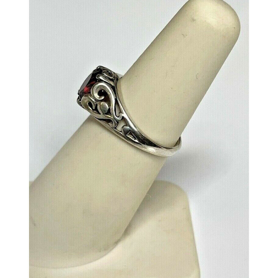 KABANA 925 STERLING SILVER GARNET RING SIZE 5.25 SKY